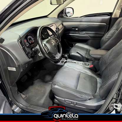 MITSUBISHI-OUTLANDER-2014
