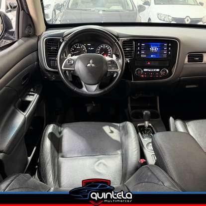 MITSUBISHI-OUTLANDER-2014