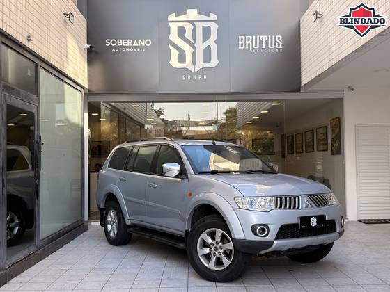 MITSUBISHI PAJERO DAKAR 3.5 HPE 7 LUGARES 4X4 V6 24V FLEX 4P AUTOMÁTICO