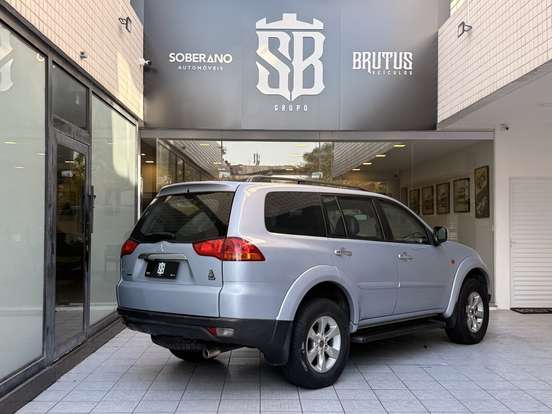 MITSUBISHI-PAJERO DAKAR-3.5 HPE 7 LUGARES 4X4 V6 24V FLEX 4P AUTOMÁTICO MITSUBISHI-PAJERO DAKAR-2012
