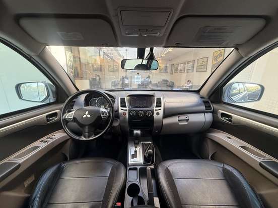 MITSUBISHI-PAJERO DAKAR-3.5 HPE 7 LUGARES 4X4 V6 24V FLEX 4P AUTOMÁTICO MITSUBISHI-PAJERO DAKAR-2012