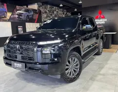 MITSUBISHI TRITON 2.4 BITURBO DIESEL CD HPE-S 4X4 AUTOMÁTICO MITSUBISHI TRITON 2.4 BITURBO DIESEL CD HPE-S 4X4 AUTOMÁTICO