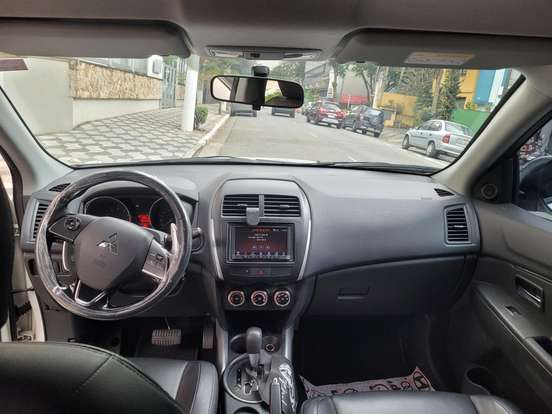 MITSUBISHI-ASX-2019