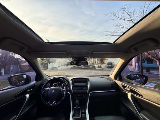 MITSUBISHI-ECLIPSE CROSS-2022