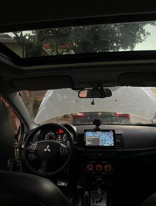 MITSUBISHI-LANCER-2012