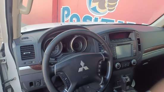MITSUBISHI-PAJERO FULL-3.8 HPE 4X4 V6 24V GASOLINA 4P AUTOMÁTICO MITSUBISHI-PAJERO FULL-2013
