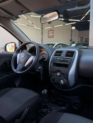 NISSAN-VERSA-2018