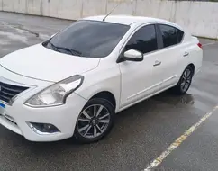 NISSAN VERSA 1.6 16V FLEXSTART UNIQUE 4P XTRONIC NISSAN VERSA 1.6 16V FLEXSTART UNIQUE 4P XTRONIC