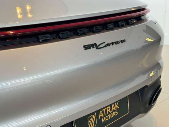 PORSCHE-911-2020