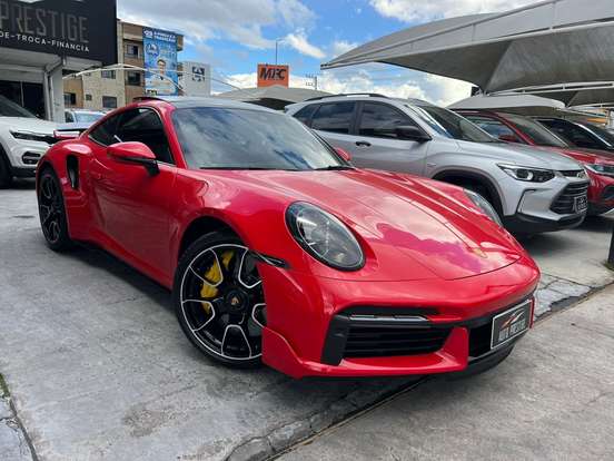 PORSCHE-911-2023