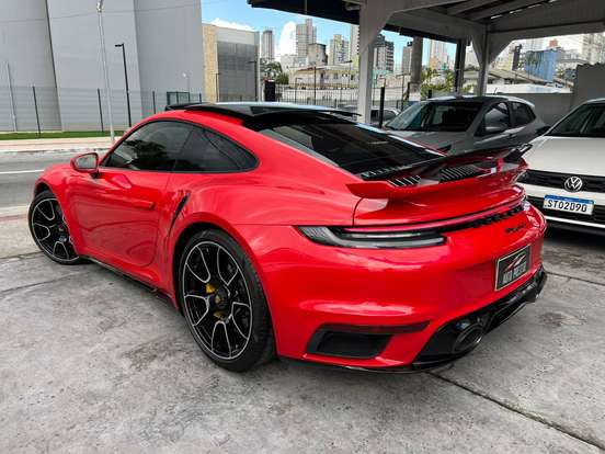 PORSCHE-911-2023