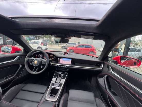 PORSCHE-911-2023
