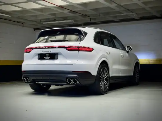 PORSCHE-CAYENNE-2019