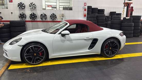 PORSCHE-718-2019