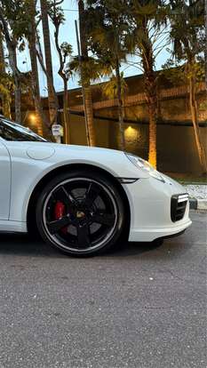 PORSCHE-911-2017