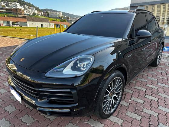 PORSCHE CAYENNE 3.0 V6 E-HYBRID PLATINUM EDITION AWD TIPTRONIC S
