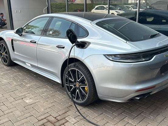 PORSCHE-PANAMERA-4.0 V8 E-HYBRID TURBO S PDK PORSCHE-PANAMERA-2023