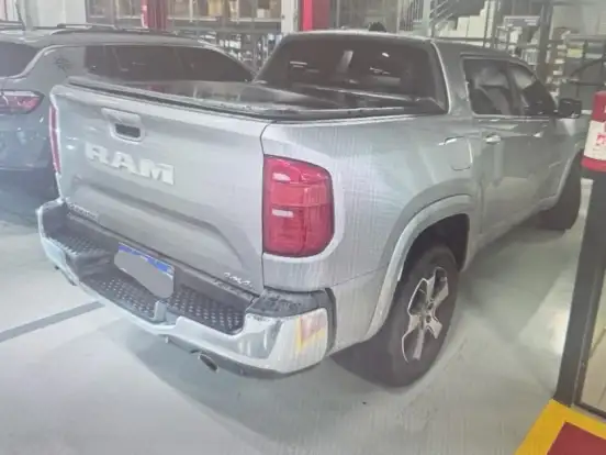 RAM-RAMPAGE-2.0 HURRICANE 4 TURBO GASOLINA LARAMIE 4X4 AUTOMÁTICO RAM-RAMPAGE-2023