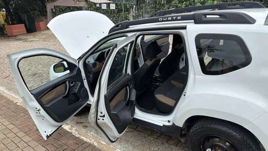 RENAULT-DUSTER-2019