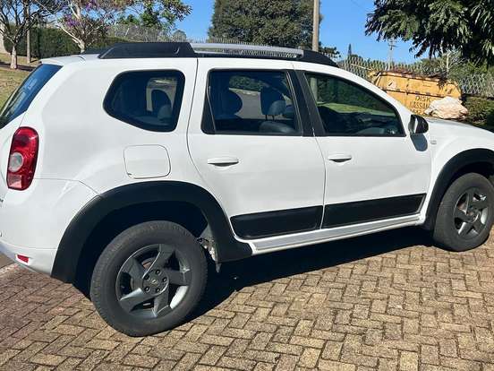RENAULT-DUSTER-2.0 DYNAMIQUE 4X2 16V FLEX 4P AUTOMÁTICO RENAULT-DUSTER-2013