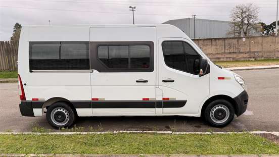 RENAULT-MASTER-2019