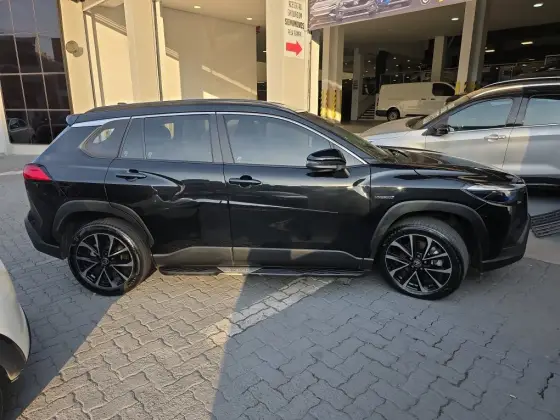 TOYOTA COROLLA CROSS 1.8 VVT-I HYBRID FLEX XRX CVT