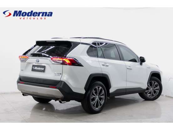 TOYOTA-RAV4-2023