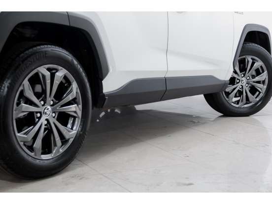 TOYOTA-RAV4-2023