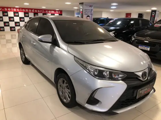 TOYOTA YARIS 1.5 16V FLEX SEDAN XS CONNECT MULTIDRIVE