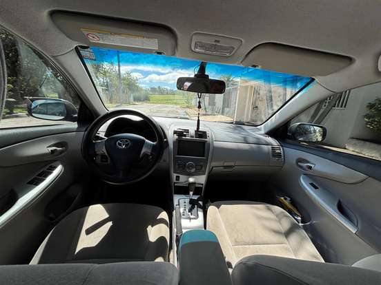 TOYOTA-COROLLA-2011