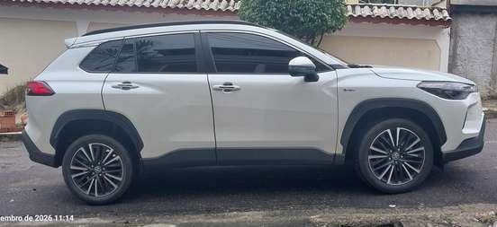 TOYOTA-COROLLA CROSS-2024