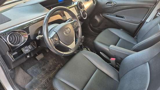 TOYOTA-ETIOS-2016