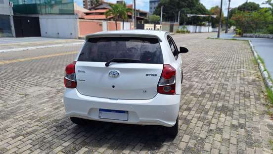 TOYOTA-ETIOS-1.5 X PLUS 16V FLEX 4P MANUAL TOYOTA-ETIOS-2019
