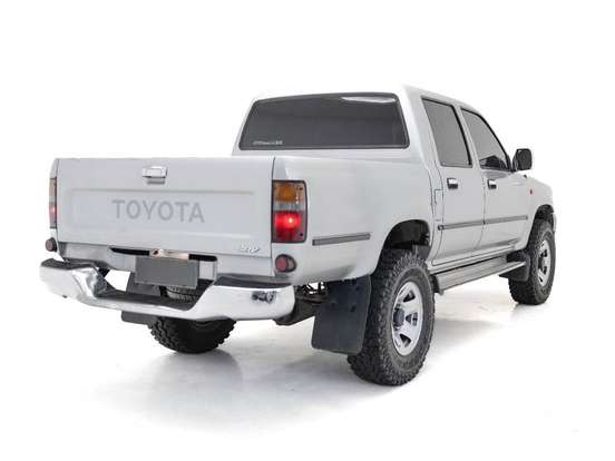 TOYOTA-HILUX-3.0 SRV 4X4 CD 16V TURBO DIESEL 4P MANUAL TOYOTA-HILUX-2002