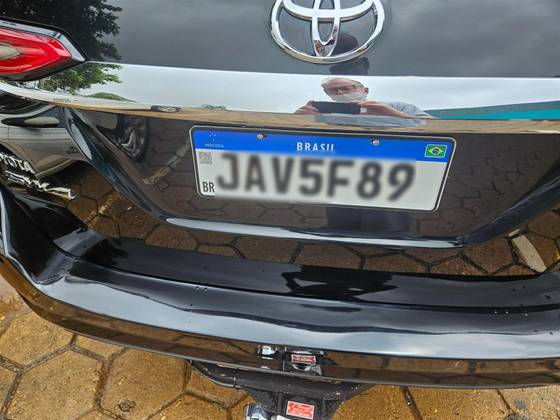 TOYOTA HILUX SW4 2.8 D-4D TURBO DIESEL SRX 7L 4X4 AUTOMÁTICO
