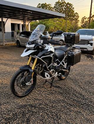 TRIUMPH TIGER 1200 RALLY EXPLORER 