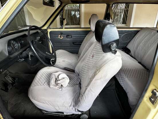 VOLKSWAGEN-BRASILIA-1978