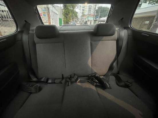 VOLKSWAGEN-FOX-2006