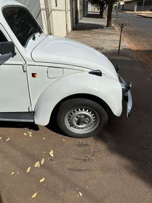 VOLKSWAGEN-FUSCA-1.3 8V GASOLINA 2P MANUAL VOLKSWAGEN-FUSCA-1983