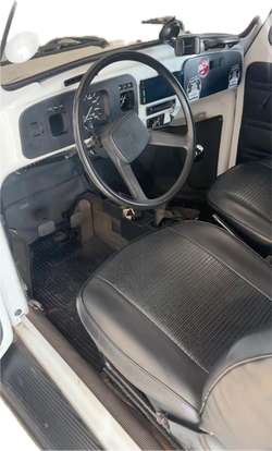 VOLKSWAGEN-FUSCA-1983