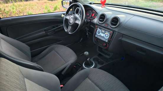 VOLKSWAGEN-SAVEIRO-2013