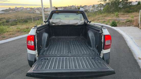 VOLKSWAGEN-SAVEIRO-2013