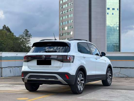 VOLKSWAGEN-T-CROSS-1.0 200 TSI TOTAL FLEX COMFORTLINE AUTOMÁTICO VOLKSWAGEN-T-CROSS-2024