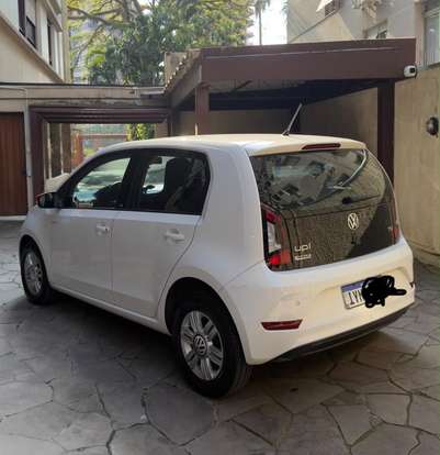 VOLKSWAGEN-UP-2017
