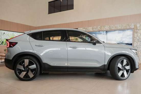 VOLVO-C40-P8 RECHARGE TWIN ELECTRIC ULTIMATE AWD VOLVO-C40-2023