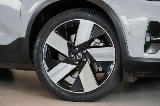 VOLVO-C40-P8 RECHARGE TWIN ELECTRIC ULTIMATE AWD VOLVO-C40-2023