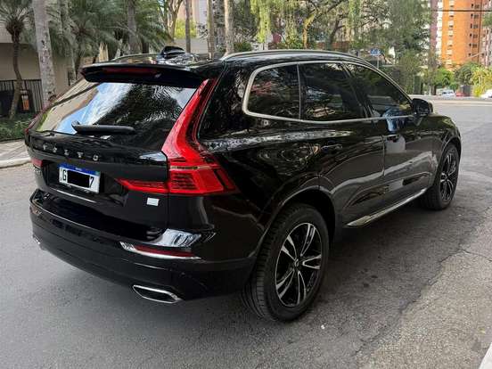 VOLVO-XC60-2.0 T8 HYBRID MOMENTUM AWD GEARTRONIC VOLVO-XC60-2020