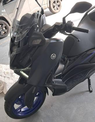 YAMAHA XMAX 300 CONNECTED ABS 