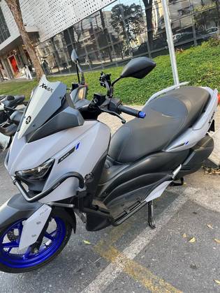 YAMAHA XMAX ABS 