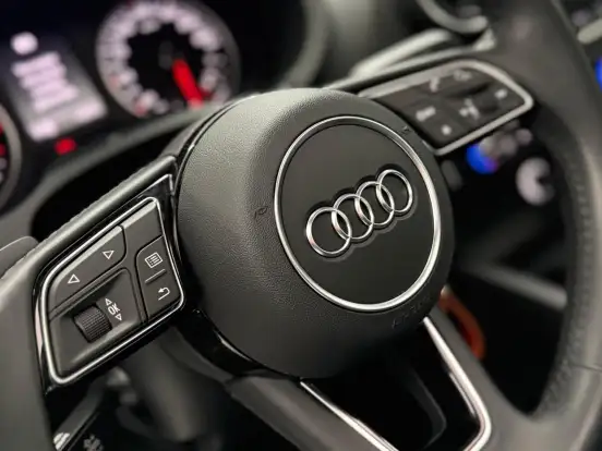 AUDI-A3-1.4 TFSI GASOLINA SPORTBACK PRESTIGE PLUS S-TRONIC AUDI-A3-2018